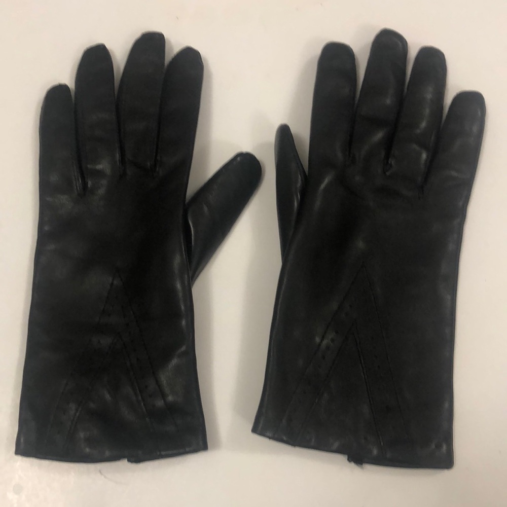 Eaton M Gloves Leather Black Design (approx 7.5) Excellent Condition